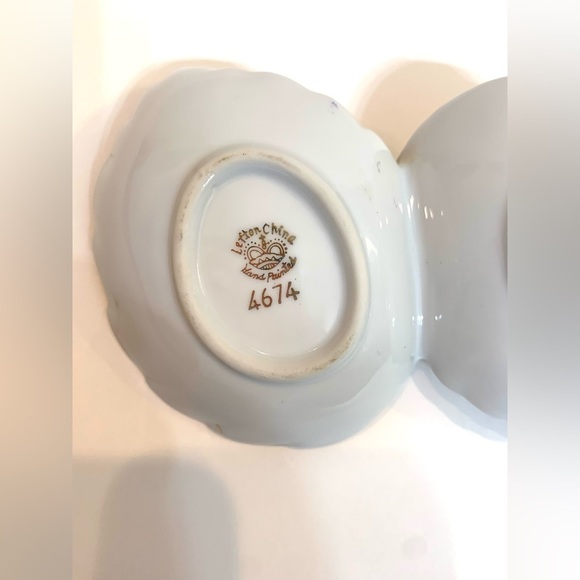 Vintage Lefton Heritage Double Leafed Nut/Candy or Trinket Dish w/ Roses Floral - Picture 4 of 7